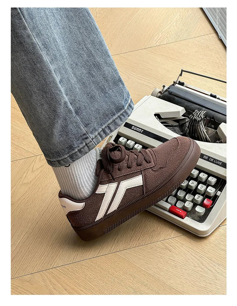 Concise Retro Thick Soled Casual Sports 2025 Spring New Fashion Trend Comfortable Non Slip Shoes Low Top Platform Sneakers