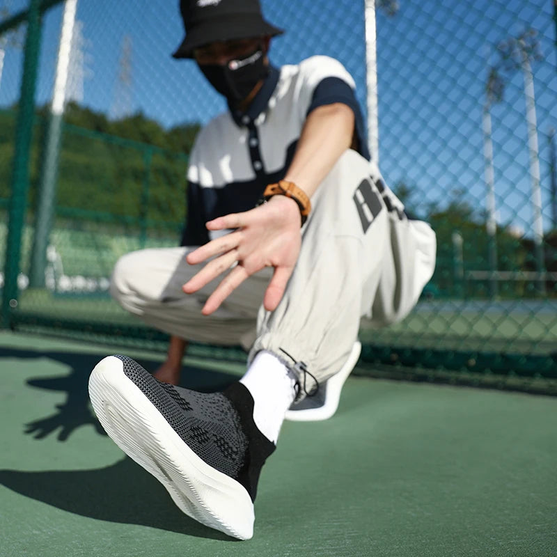 Men's Walking Tennis Shoes Lightweight Sports Casual Sports Overshoes Lightweight Comfortable Loafers