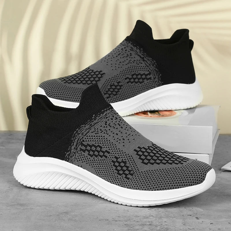 Men's Walking Tennis Shoes Lightweight Sports Casual Sports Overshoes Lightweight Comfortable Loafers