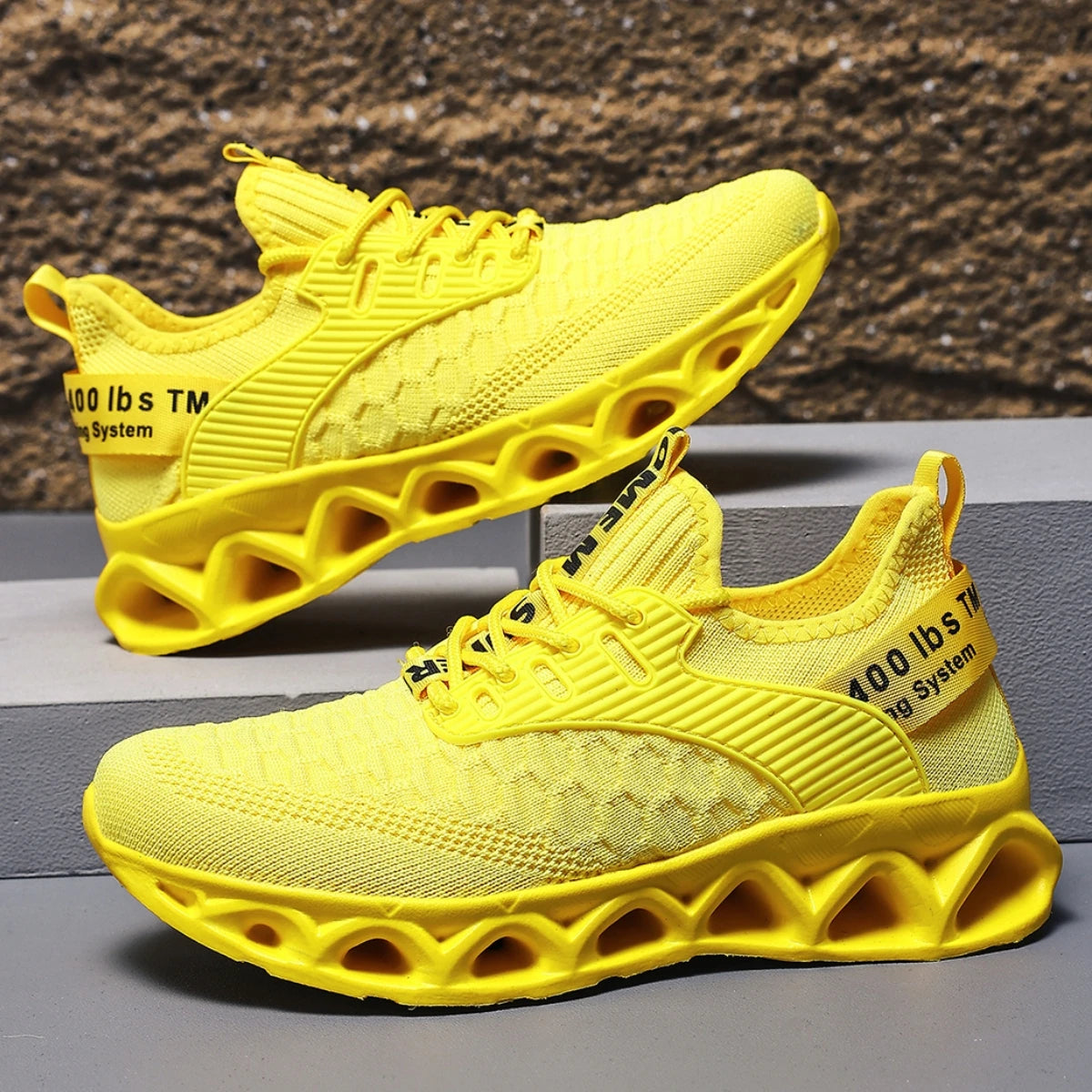 Women's running shoes, lightweight mesh, breathable and comfortable flat soft tennis shoes, blade sports shoes for women