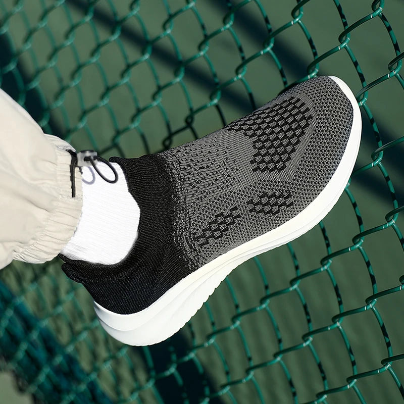 Men's Walking Tennis Shoes Lightweight Sports Casual Sports Overshoes Lightweight Comfortable Loafers