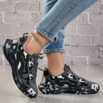2025 Summer Men's and Women's New Mesh Breathable Sports and Leisure Shoes Women's Ultra Light Soft Bottom