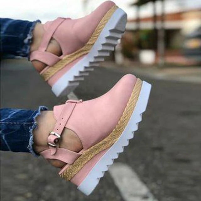 Woman Vintage Wedge Platform Sandals