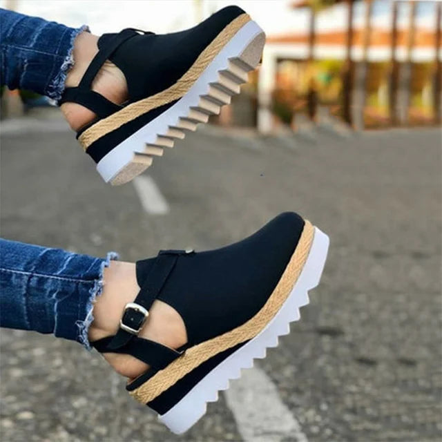 Woman Vintage Wedge Platform Sandals