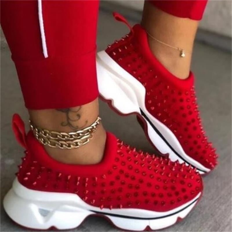 Women's Thick-Soled Rivet Sneakers